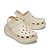 Sandália Crocs Classic Crush Clog Feminina Bege - Imagem 4