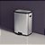 Lixeira em Aço Inox com Balde Removível e Pedal Tramontina Octos - 45L - Imagem 4