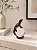 Lagarto Decorativo com Bola - Imagem 1