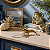 Camarão Decorativo Resina Dourada - Imagem 1