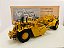 Miniatura Caterpillar Trator Scraper 657G 1/50 Detalhado - Imagem 5