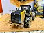 Miniatura Trator Pá Carregadeira Caterpillar 966M 1/50 - Imagem 10