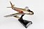 Miniatura Avião Acrobático RCAF Canadair Sabre Golden Haw 1/110 Daron Worldwide Trading - Imagem 1