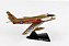 Miniatura Avião Acrobático RCAF Canadair Sabre Golden Haw 1/110 Daron Worldwide Trading - Imagem 2