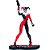 Estátua DC Collectibles Arlequina Red, White & Black por Jim Lee 21 cm Edição Limitada Numerada - Imagem 1