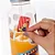 Garrafa Fun Minions com Tampa Automática - 600 ml - Imagem 4
