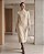 VESTIDO MIDI COM FRIZO E GOLA ALTA (OFF WHITE) - Imagem 2