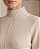 VESTIDO MIDI COM FRIZO E GOLA ALTA (OFF WHITE) - Imagem 3