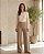 Calça Pantalona em Tricot com Friso (BEGE) - Imagem 1