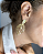 Brinco Folha Design Vazado banhado em ouro 18k - Imagem 4