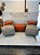 Conjunto Puff M  Standard  cor caqui 317 + 1 Peseira + 2 Almofadas terra cota - Imagem 1