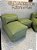 Conjunto Puff M + 1 Peseira + 2 Almofadas Verde 301 - Imagem 3