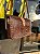 BOLSA PEQUENA CAFÉ COURO JACARÉ - Imagem 2