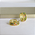 Brinco Argolinha Com Micro Zircônias Coloridas Banhado Em Ouro 18k - Imagem 4