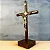 Crucifixo Madeira Cilindrica 15cm Jesus Cristo Ouro Velho - Imagem 3
