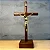 Crucifixo Madeira Cilindrica 15cm Jesus Cristo Ouro Velho - Imagem 2
