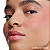 BLUSH EM PÓ COMPACTO YSL MAKE ME BLUSH COR 37 PEACHY NUDE - Imagem 3