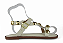 Sandalia Rasteira Littz Fivela Tira Com Tachas Douradas Off White - Imagem 3