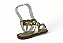 Sandalia Rasteira Littz Fivela Tira Com Tachas Douradas Ouro Light - Imagem 4