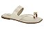 Sandalia Rasteira Beira Rio Feminina Com Detalhe Elegante Em Dourado Branco Off - Imagem 1