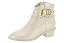 Bota Moleca Cano Curto Fivela Dourada Aplicação De Tachas Branco Off - Imagem 3