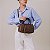 Bolsa Feminina Rafitthy Baú De Mão E Transversal Com Costura Pesponto E Tassel Toffee - Imagem 2
