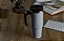 CANECA TERMICA PAREDE DUPLA SLIMTERM COM BASE ERGONOMICA E CANUDO BRANCA 890ML - Imagem 1