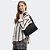 Bolsa Kipling Eleni M Simply Black - Imagem 7