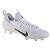 Chuteira de Futebol Americano Nike Huarache 9 Varsity Branca Com Logo Pontilhado - Imagem 1