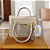 Bolsa Kelly Feminina Bege Estruturada Elegante - Imagem 2