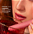 Bálsamo Labial Rosa Coral - Soft Kiss Glossy Balm Rose Pink 3,2g - Imagem 3