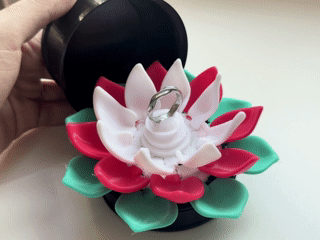 Caixa de Presente Rosa que Floresce com Mecanismo - Imagem 2