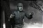 Action Figure The Wolf Man Black White - Neca Toys - Imagem 6