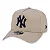 Boné New Era 9FORTY A-Frame MLB New York Yankees Bege - Imagem 1