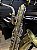 Sax Baritono Suzuki JBBS110GL c/ corpo desplacado e chaves em prata (SEMINOVO) #JBBS110GL-160126 - Imagem 2
