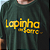T-Shirt Estonada Unissex • VERDE com escrita MOSTARDA “Lapinha da Serra” - Imagem 1