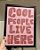 Quadro Cool People Live Here - Imagem 4