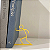 Aparador Livros Par de Bonecos Palito - Amarelo - Imagem 2