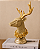 Cabeça de Rena Decorativa em Resina Dourada 29 cm com Galhadas e Guirlanda Natalina | Decoração de Natal Premium | Delicare Home - Imagem 2