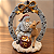 Papai Noel Vintage com Rena e Guirlanda Iluminada em Resina com LED 23 x 20 cm - Imagem 1