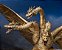TAMASHII NATIONS Boneco King Ghidorah 1972 S.H.MonsterArts - Imagem 3