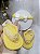 Kit Sandália de Dedo Baby com Pérolas + Tiara de Cabelo – 100% Algodão (Amarelo) - Imagem 2