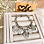 Pulseira em  Corrente com 5 Medalhas Prateadas - Imagem 1