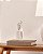 Escultura Decorativa Mulher em Polirresina - Imagem 2