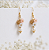 Brincos Curtos Tsubaki Omamori Charms Estética Japonesa - Imagem 1