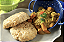 Hambúrguer de frango, batata doce e legumes ao curry - Imagem 1