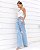 Calça jeans feminina wide  bordada a mão, rasgada no joelho - Imagem 3
