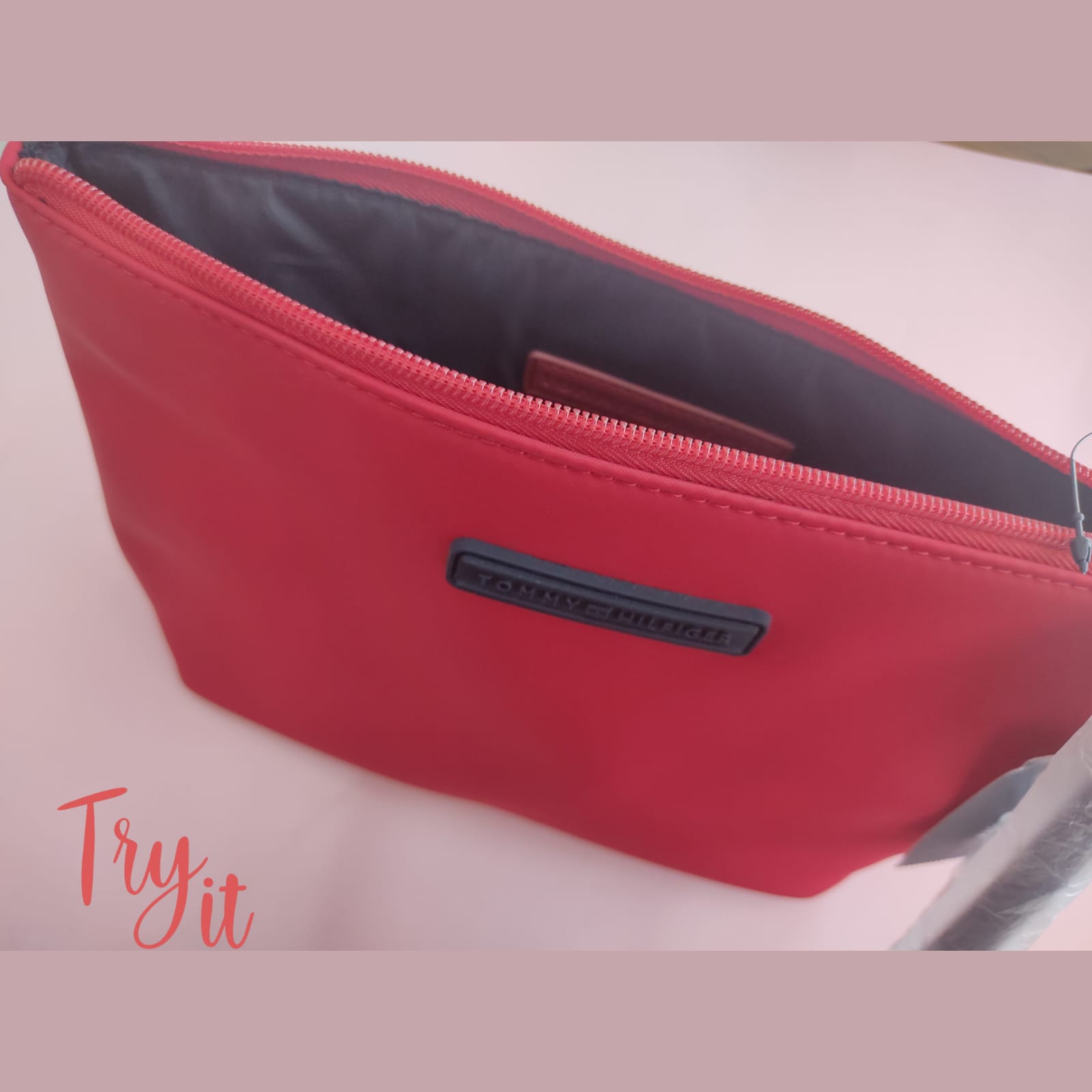 necessaire Tommy 18cm x 28cm x 8cm - Imagem 1