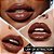 Law of Attraction - toffee nude Urban Decay Vice Lip Bond Glossy Longwear Liquid Lipstick - Imagem 2