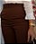 Calça Alfaiataria Chocolate Pantalona com Bolsos Frontais e Traseiros - Imagem 3